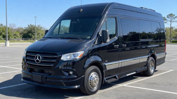 jackson 8 passenger sprinter van