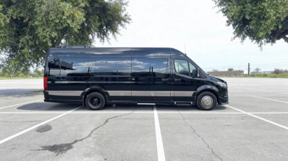 sprinter limousine jackson